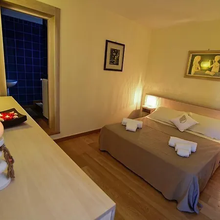 - Iap02369-cyc Apartment